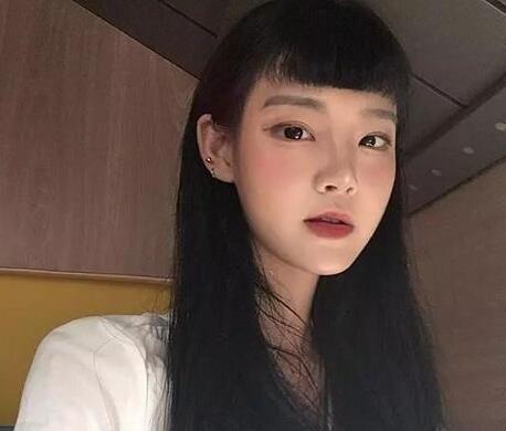 大鼻子的人適合留什么劉海大鼻子女生劉海發型造型