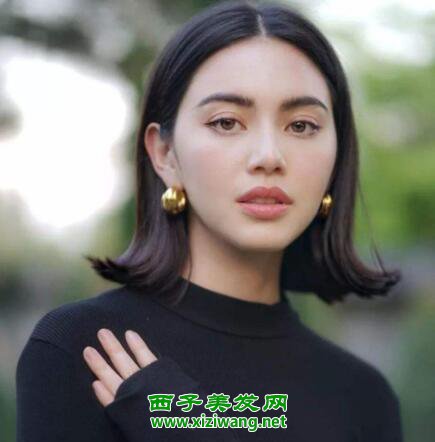 什么臉型適合外翹卷發女生外翹卷發發型與臉型搭配