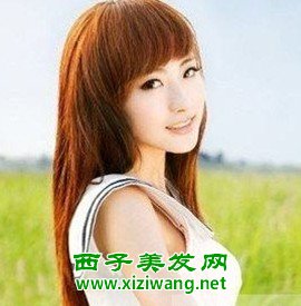 女生蓬松長(zhǎng)直發(fā)發(fā)型圖片直發(fā)亦有蓬松感