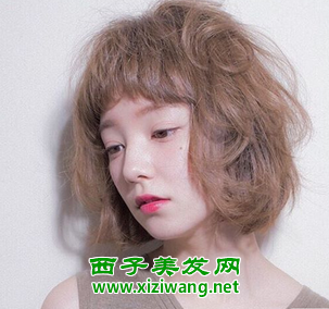 2022年女生最新短發(fā)發(fā)型清爽造型就要這樣打造