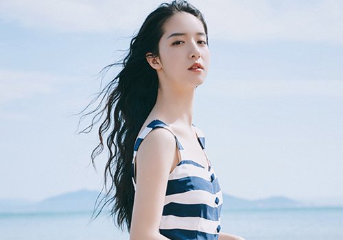 少女系波浪卷長發怎么樣？浪漫優雅不顯老，20歲女學生考慮下