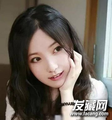 中分梨花頭發(fā)型圖片男生都女生喜歡這一款